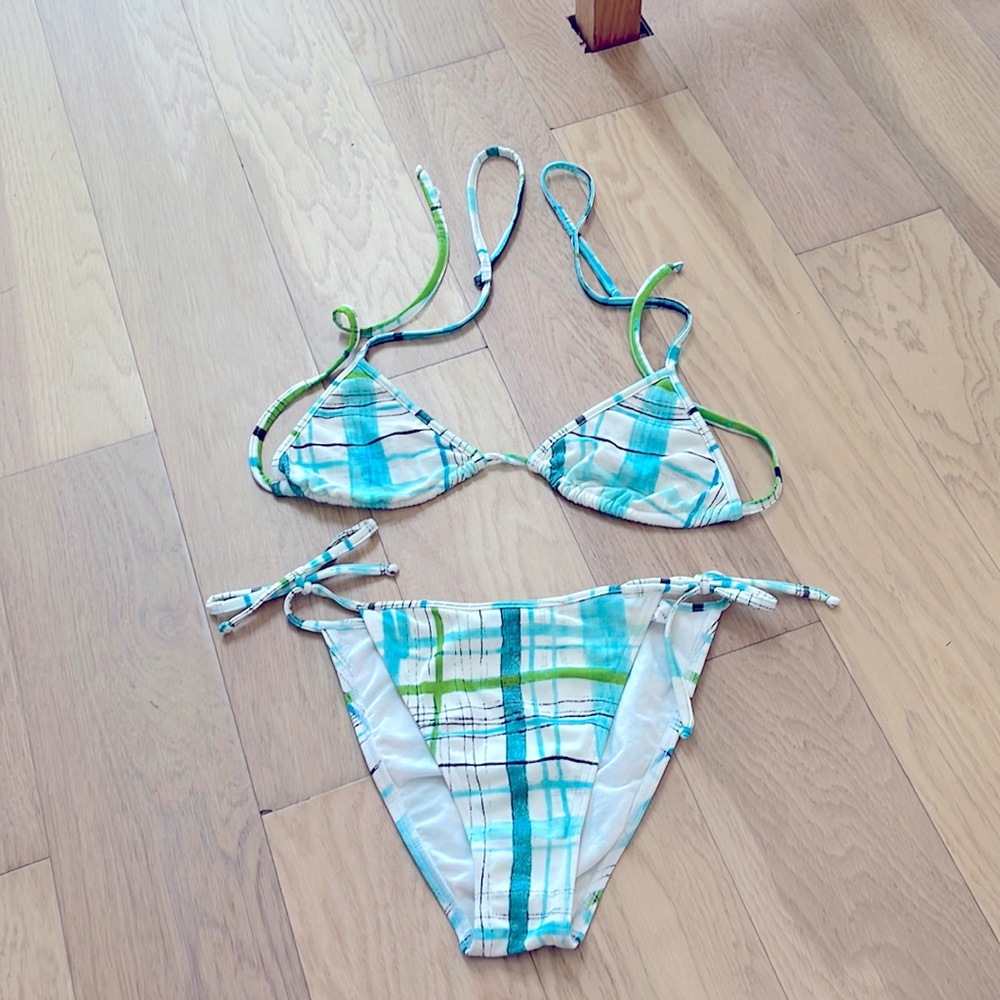 Burberry swim suit, M